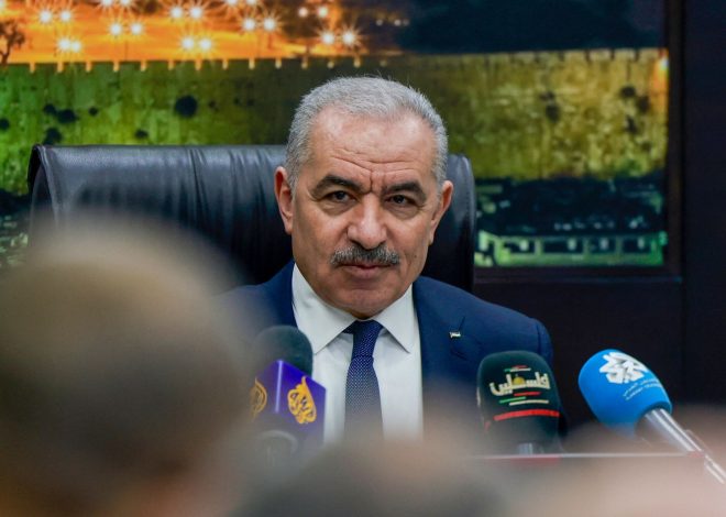 Palestinian Government Resigns amidst war