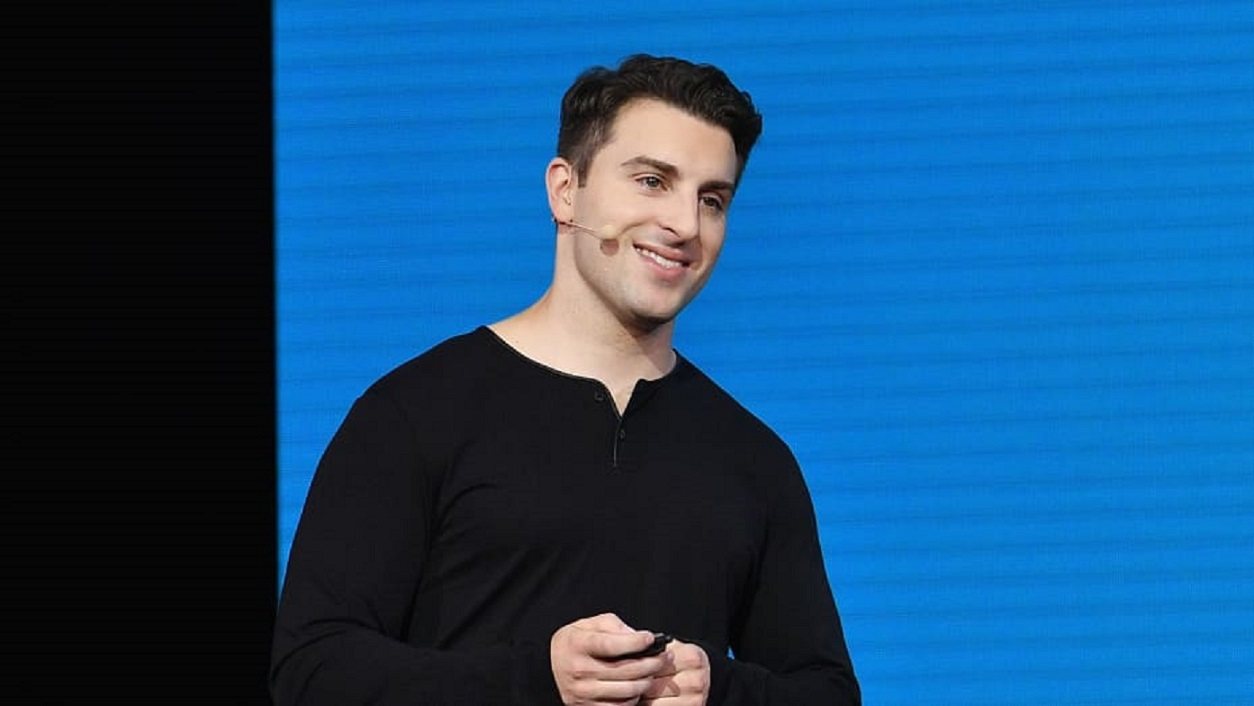 Brian Chesky Biography