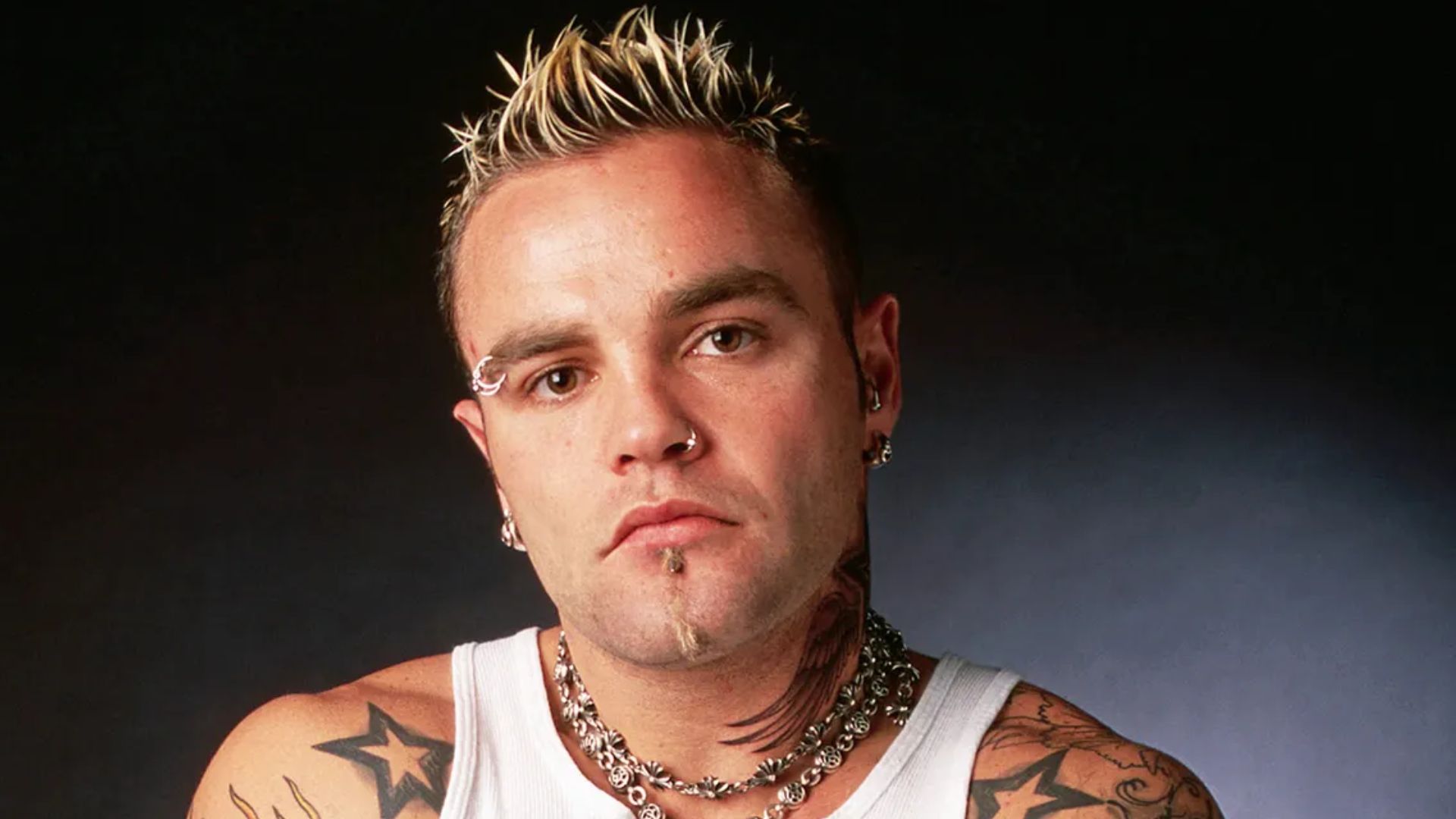 Shifty Shellshock of Crazy Town has passed away at 49