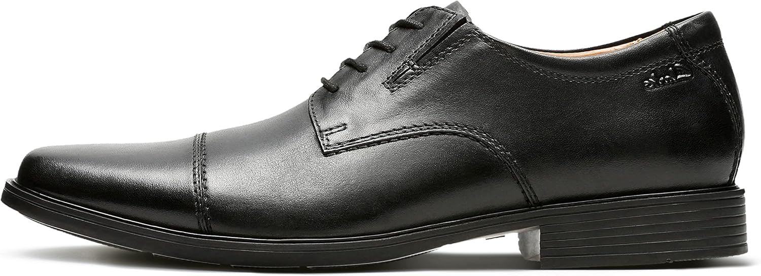 Clarks Men’s Tilden Cap Oxford