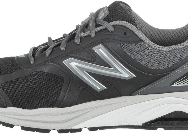 New Balance mens 1540 V3