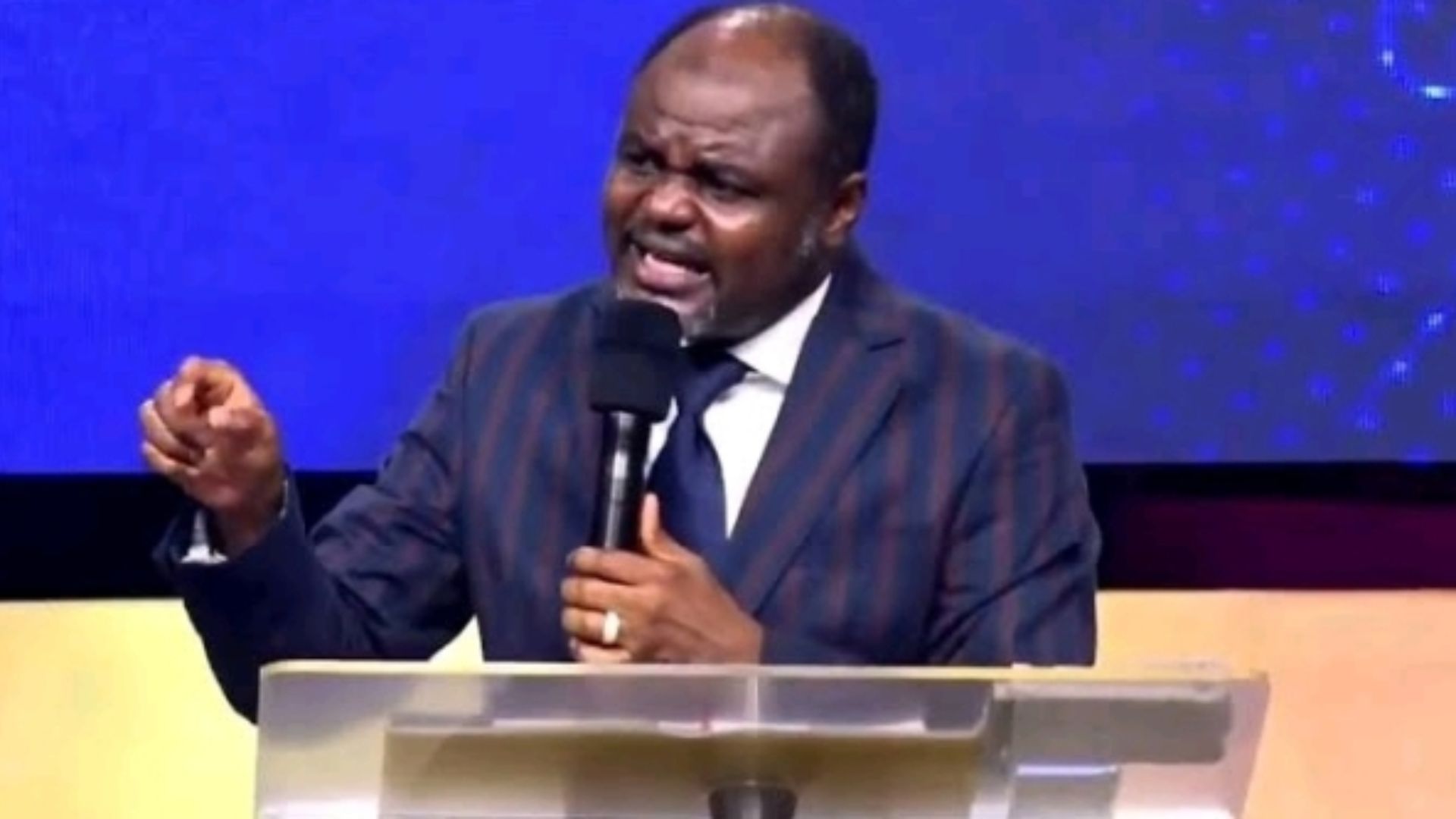 Pastor Abel Damina, a Nigerian minister, knocks Miracles within the church