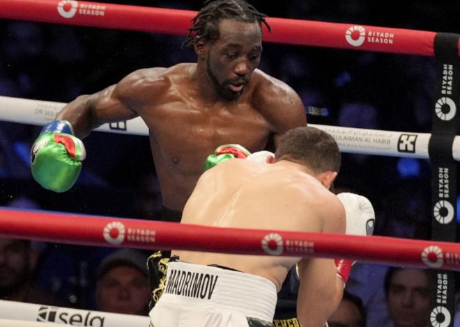 Terence Crawford defeating Israil Madrimov via unanimous decision