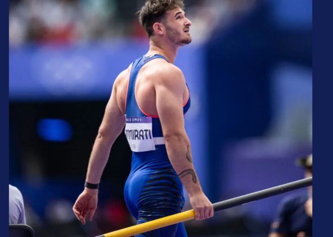 French Pole Vaulter Anthony Ammirati Unfortunate Olympic Mishap