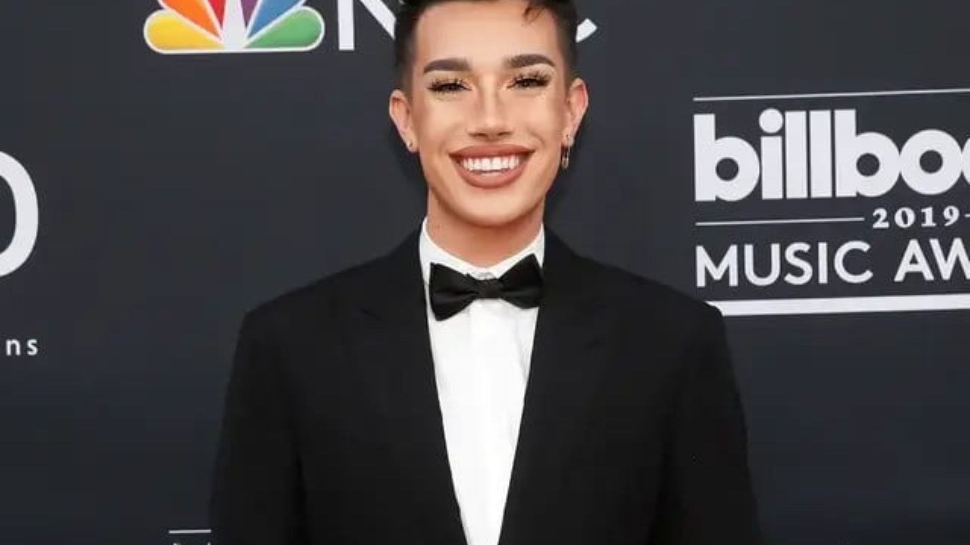 YouTuber James Charles, suffers leak of private content