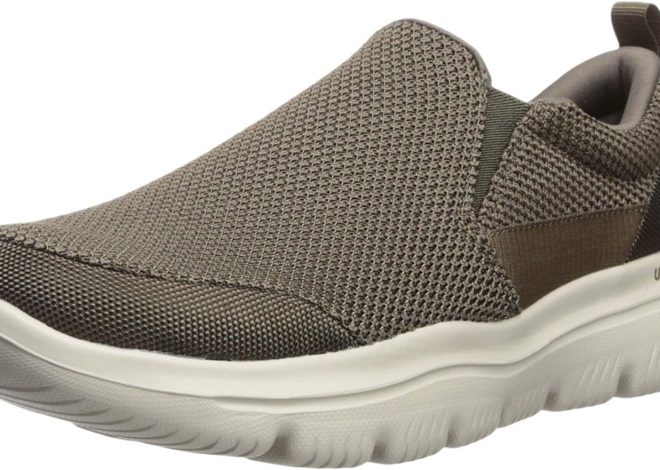 Skechers Men’s Go Walk Evolution Ultra -…