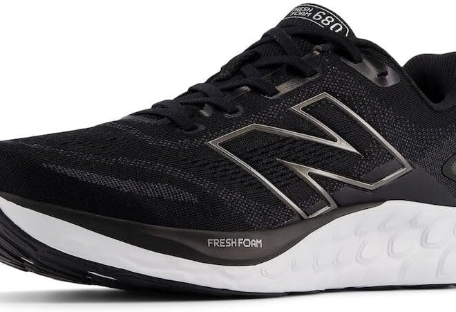 New Balance mens Fresh Foam 680 V8