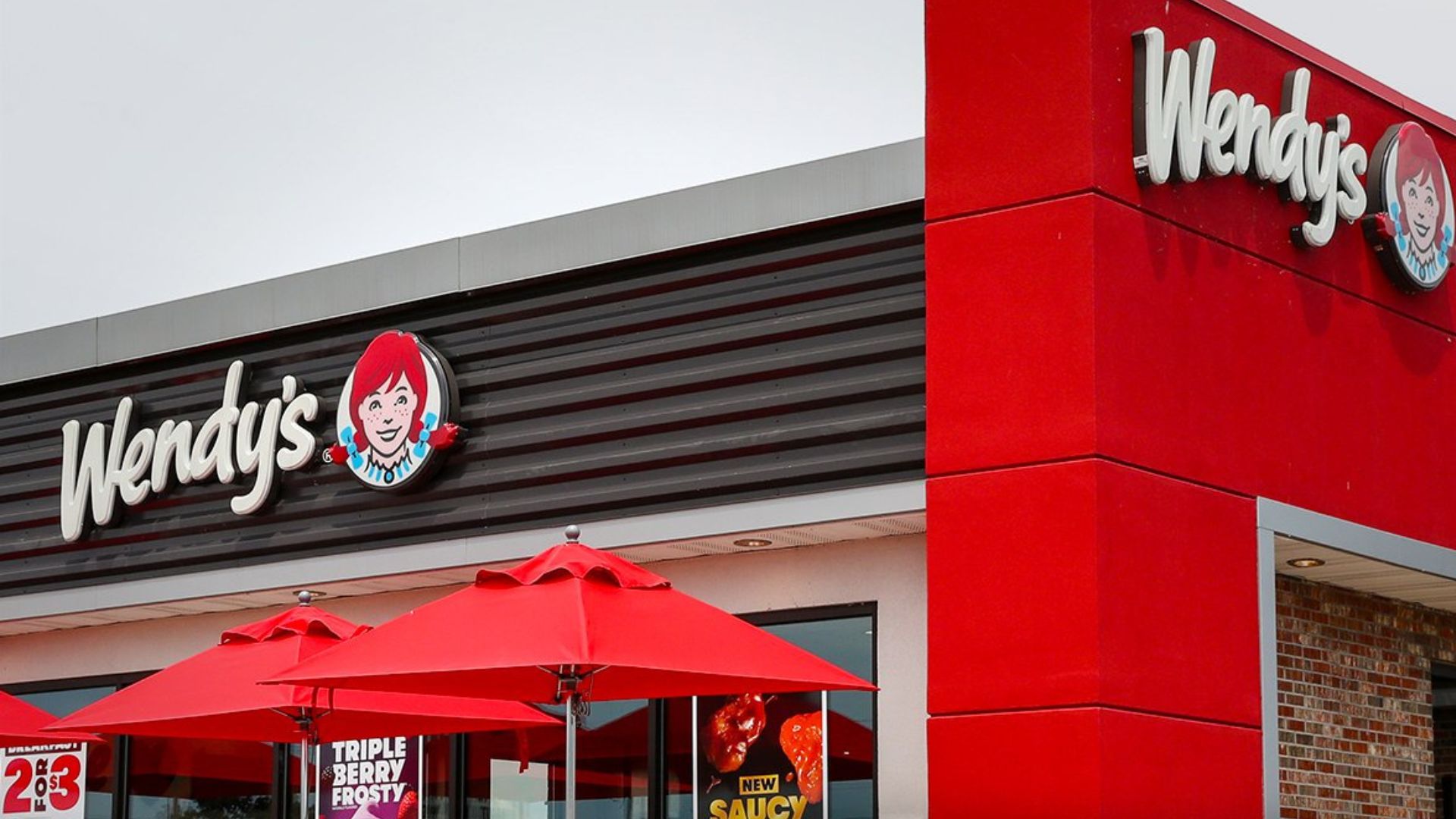 Is Wendy’s Bankrupted? As it Closes 140 restaurants